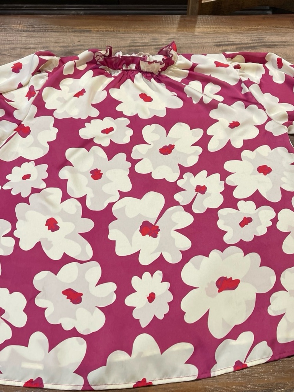entro Pink and White Floral Blouse